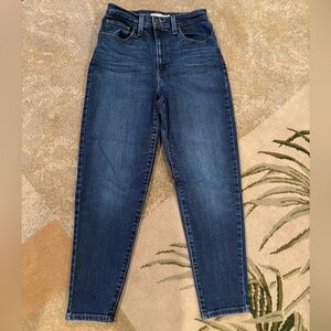 Levi’s High Waisted Mom Jeans Womens 27x27 Dark Wash Tapered Stretch